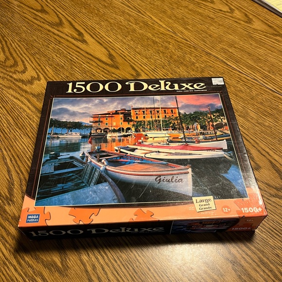 Other - 1500 Deluxe Jigsaw Puzzle